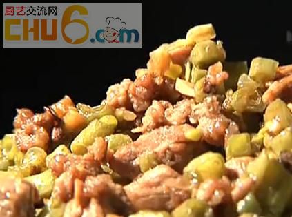 蚝油肉粒酸豆角