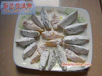 家常菜 皮蛋黄瓜汤详细做法3.jpg