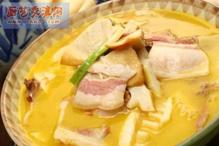 咸肉烧河蚌.jpg