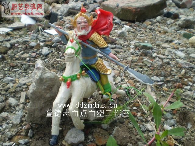 董德志面塑