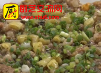 弹牙肉饼的做法