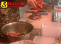烧鸭不仅仅可以做明档，也可以做烧鸭面,凉拌烧鸭 和烧鸭饭