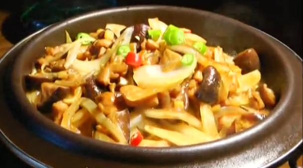 香菇鸡腿面