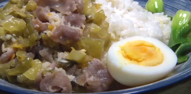 酸菜肥牛饭